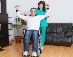 Zwolnienie lekarskie przerywa urlop wypoczynkowy pracownika niepełnosprawnego
