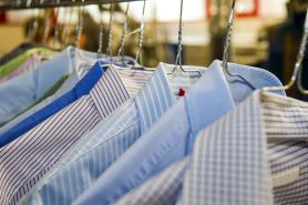 Ustalenie prawa do ekwiwalentu za pranie i używanie odzieży własnej