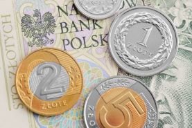 Wzrost wynagrodzeń nauczycieli i pracowników budżetówki – zapowiedzi zmian w Sejmie