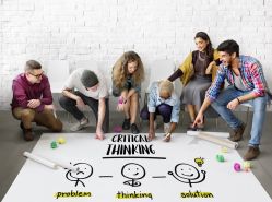 Jak przeprowadzić rozmowę oceniającą w modelu problem solving