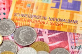 Zatrudnienie nauczyciela akademickiego ze Szwajcarii – co z zaliczką od wynagrodzenia?