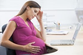 Przedłużenie umowy do dnia porodu a limity umów