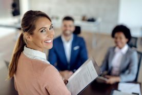Pracownicy z Ukrainy – jak szybko i legalnie ich zatrudniać? Z pomocą przychodzą agencje pracy!