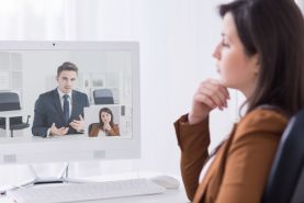 Poradnik kandydata: Rozmowa rekrutacyjna wideo. 7 kroków, jak się do niej przygotować