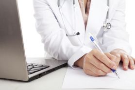 Czy zawsze można zwolnić dyscyplinarnie pracownika, który w trakcie zwolnienia lekarskiego podjął pracę