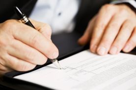 Zamiast wychowawczego można obniżyć etat, ale potrzebny jest aneks