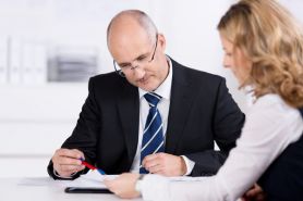 Skrócenie okresu wypowiedzenia a staż pracy u nowego pracodawcy