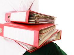 Oświadczenie o przekazaniu danych na potrzeby pakietu medycznego – w aktach, czy poza nimi?