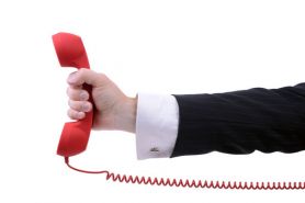Korzystanie z prywatnego numeru telefonu do kontaktu z pracownikiem
