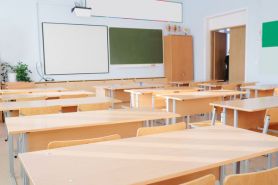 Jak rekompensować sobotnią pracę konserwatora szkolnego