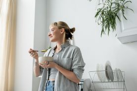 8 porannych rytuałów w trosce o zdrowie psychiczne