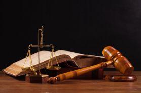 Pozew zbiorowy o nadgodziny? RPO: pracownicy powinni mieć taką możliwość