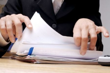Przed zatrudnieniem nauczyciel musi dostarczyć zaświadczenie z KRK