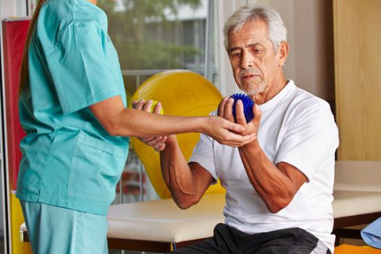 Instrukcja ZUS RSA przy zwolnieniu lekarskim pracownika 50+