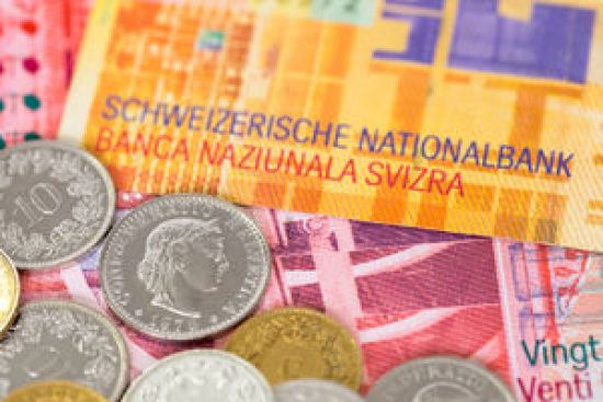 Zatrudnienie nauczyciela akademickiego ze Szwajcarii – co z zaliczką od wynagrodzenia?