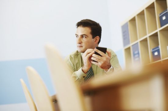 Wykaz prac, które muszą być wykonywane przez co najmniej 2 osoby a zawartość teczki osobowej pracownika