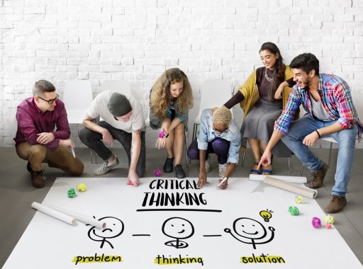 Jak przeprowadzić rozmowę oceniającą w modelu problem solving