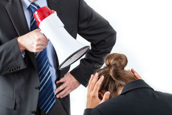 Dyscyplinarka w świadectwie pracy po wcześniejszym złożeniu wypowiedzenia przez pracownika