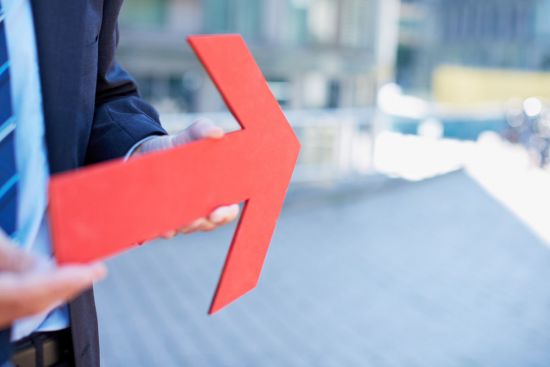 Przejęcie zakładu i pracowników, likwidacja poprzedniej jednostki, trójstronne porozumienie – optymalny tryb reorganizacji zakładu