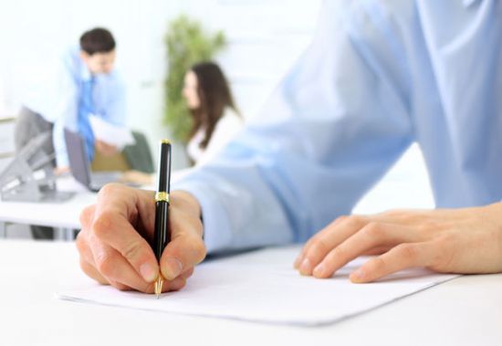 Jaki charakter ma umowa o przeprowadzenie instruktażu?