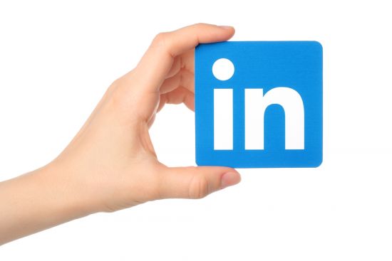 Dlaczego warto mieć profil na LinkedIn i jak go utworzyć krok po kroku