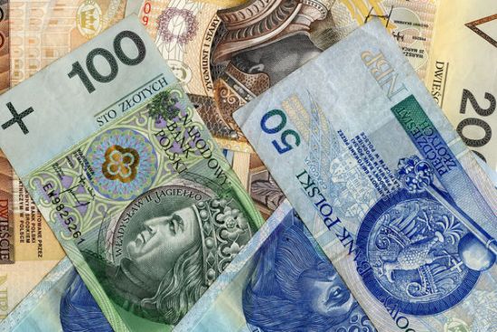 2.800 zł wynagrodzenia minimalnego, 18,30 zł minimalnej stawki godzinowej