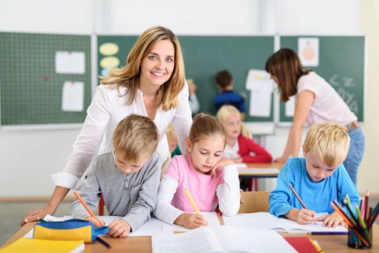 Jak ewidencjonować czas pracy nauczycieli 