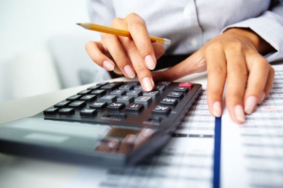 Kalkulator wynagrodzeń 2022 – jak prawidłowo obliczyć wynagrodzenia w 2022 roku