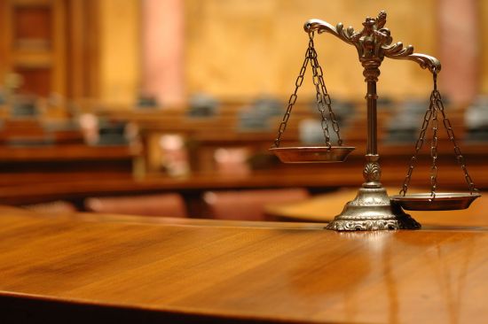 Umowy terminowe a ustawa antykryzysowa