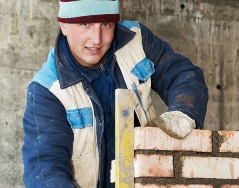 Podjęcie pracy przez cudzoziemca, który oczekuje na wydanie karty pobytu